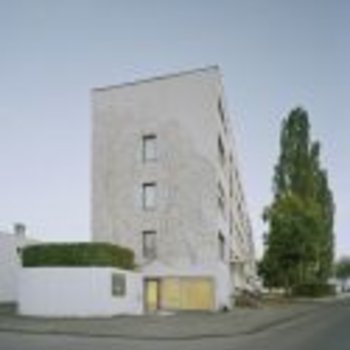 Mehrfamilienhaus Mies van der Rohe mit Weissenhofwerkstatt