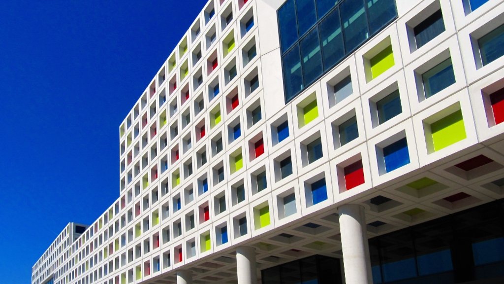 BETOGLASS-Fassade des ROC Mondriaan (NL)